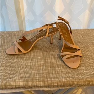 Pink Calvin Klein heels 💗💗